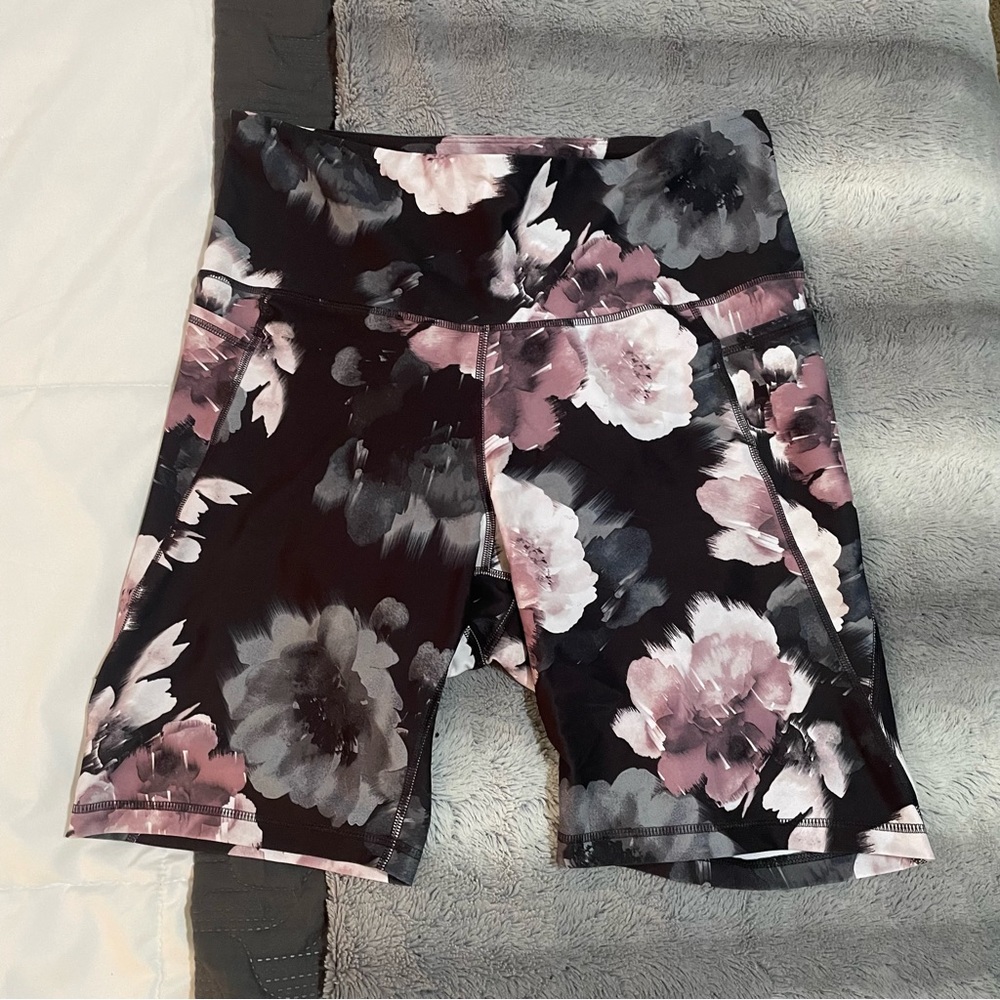 Old Navy Active Floral Biker Shorts
